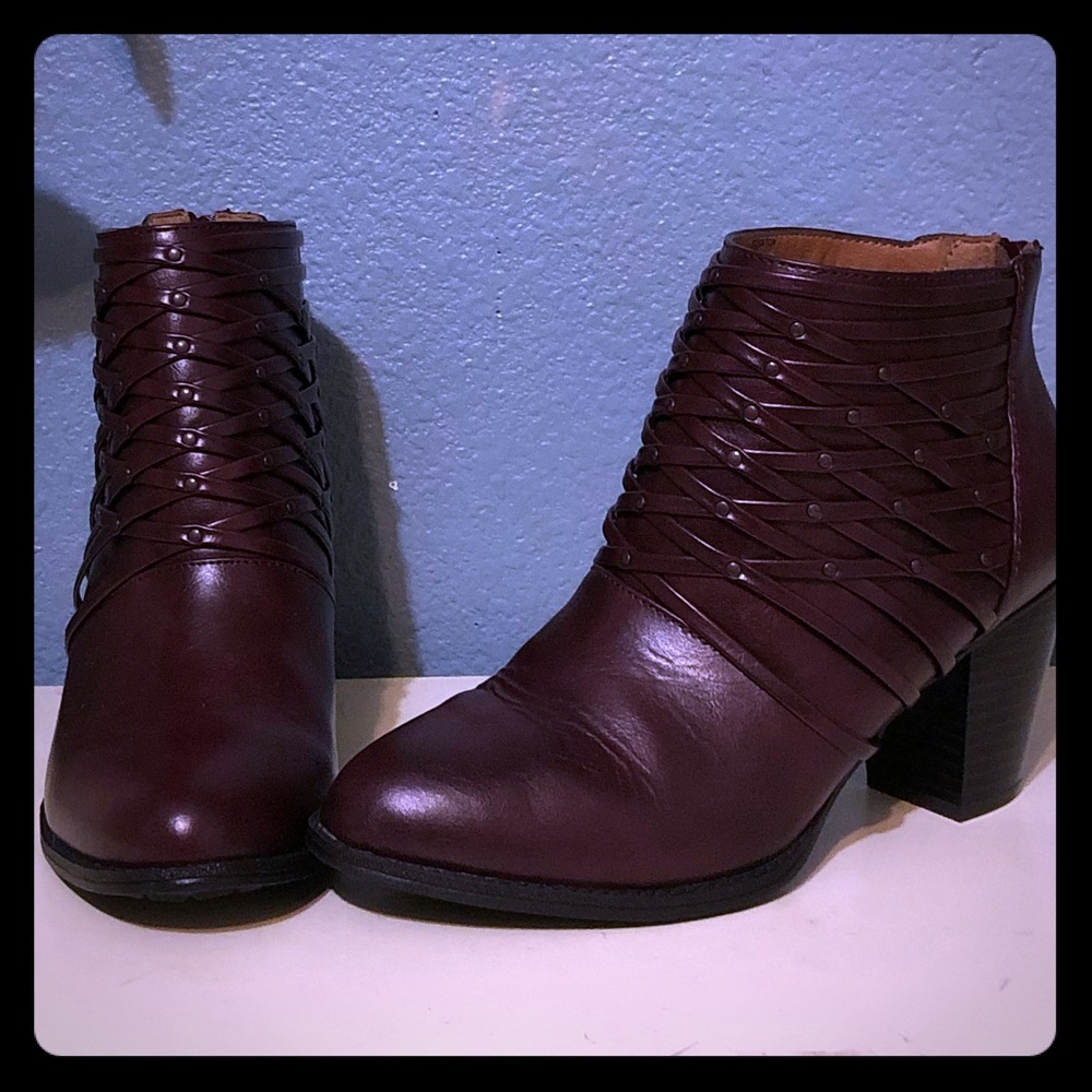 Cloudwalkers by Avenue Ankle Boots